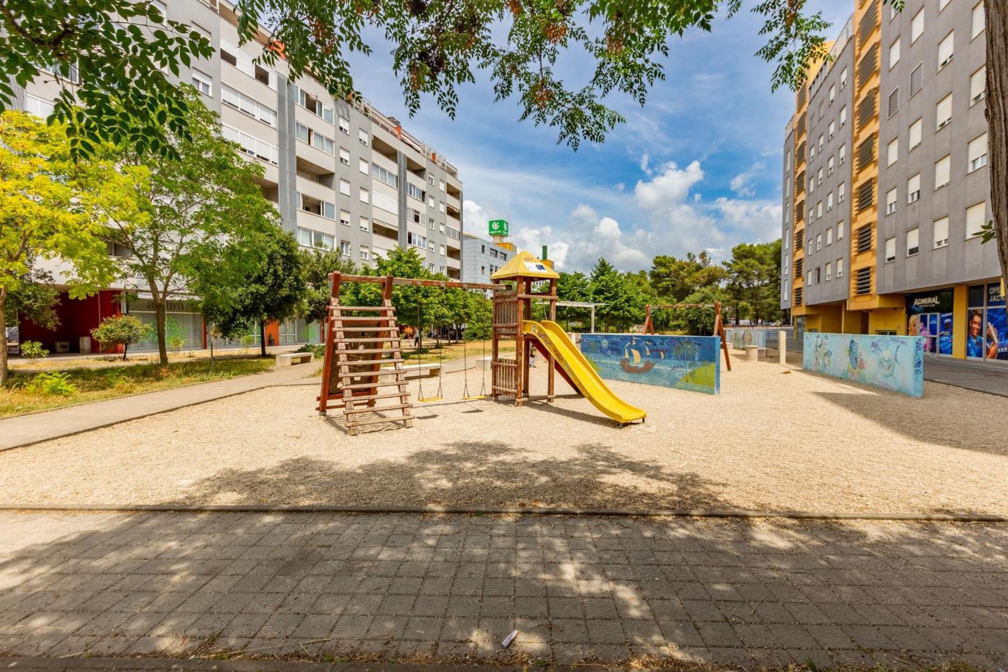 Amarena Studio With Parking Zadar Exterior photo
